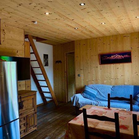 Appartement Avec Jacuzzi Dans Chalet Prive, Grande Terrasse, Parking Gratuit Ле-Уш Екстер'єр фото